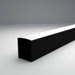 Perfil de iluminação linear LED 3m instalado em ambiente moderno