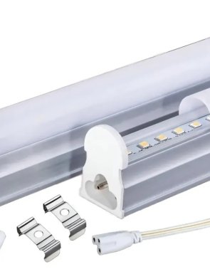 Calha T8 LED 9W instalada em ambiente residencial