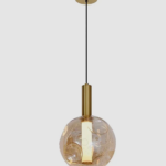Acabamento dourado com pintura eletrostática e vidro âmbar.
