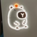 Arandela Neon Capivara